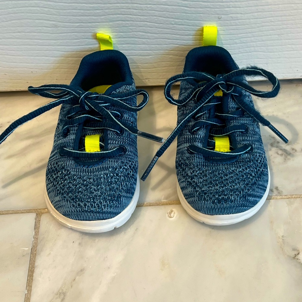 Baby Zara Sneakers, toddler boys size 20, blue